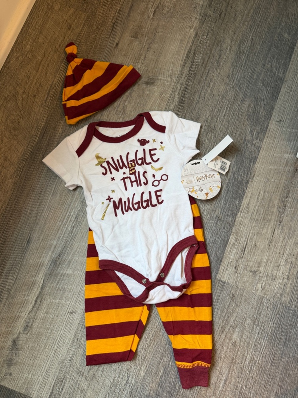 Warner Bros. Baby One-Piece Set in Maroon and Gold